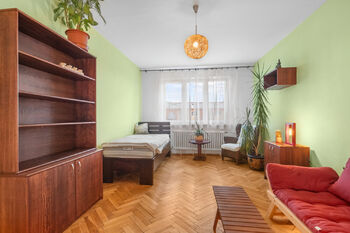 Prodej bytu 1+1 v osobním vlastnictví 40 m², Kladno