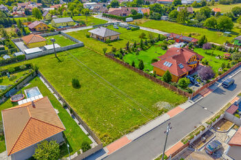 Prodej pozemku 1845 m², Kožlany