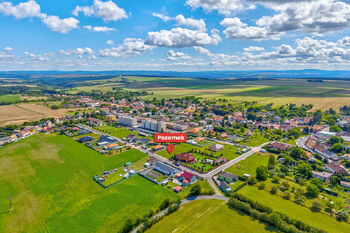 Prodej pozemku 1845 m², Kožlany