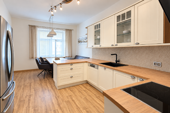 Prodej bytu 3+kk v osobním vlastnictví 70 m², Praha 9 - Vysočany