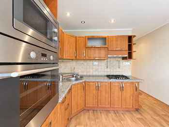 Prodej bytu 3+1 v družstevním vlastnictví 76 m², Jirkov