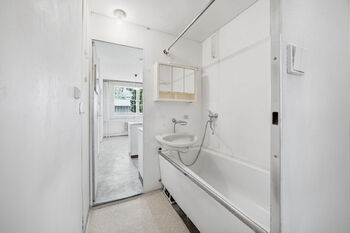 Prodej bytu 3+1 v osobním vlastnictví 68 m², Praha 8 - Kobylisy