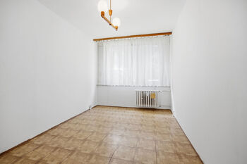 Prodej bytu 3+1 v osobním vlastnictví 68 m², Praha 8 - Kobylisy