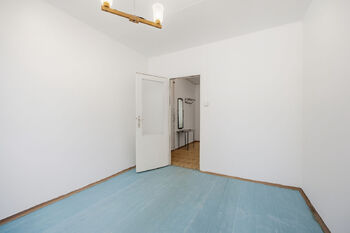 Prodej bytu 3+1 v osobním vlastnictví 68 m², Praha 8 - Kobylisy