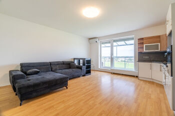 Prodej bytu 2+kk v osobním vlastnictví 52 m², Hostivice