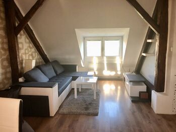 Obývací Pokoj - Pronájem bytu 1+kk v osobním vlastnictví 40 m², Třešť