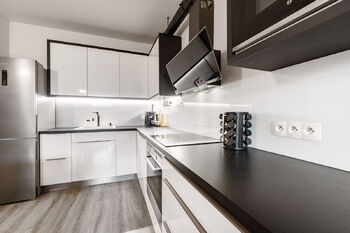 Prodej bytu 2+kk v osobním vlastnictví 65 m², Praha 4 - Modřany