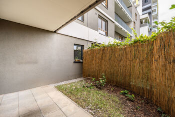 Prodej bytu 2+kk v osobním vlastnictví 65 m², Praha 4 - Modřany