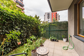 Prodej bytu 2+kk v osobním vlastnictví 65 m², Praha 4 - Modřany