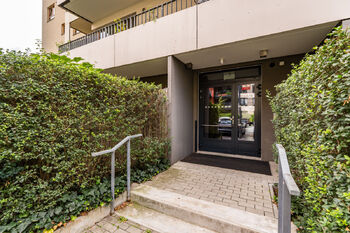 Prodej bytu 2+kk v osobním vlastnictví 65 m², Praha 4 - Modřany
