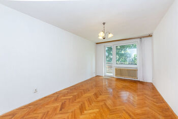 Prodej bytu 3+1 v osobním vlastnictví 78 m², Praha 6 - Střešovice