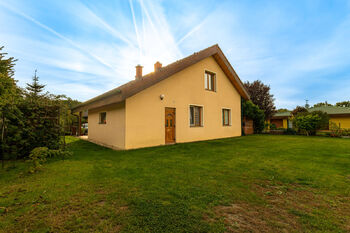Prodej domu 155 m², Rybitví
