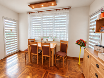Prodej domu 230 m², Meziboří