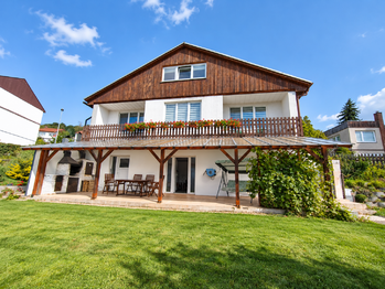Prodej domu 230 m², Meziboří
