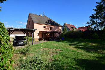 zahrada s pergolou - Prodej domu 222 m², Oslov 