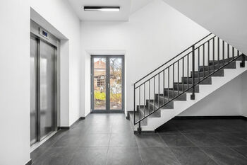 Prodej bytu 2+kk v osobním vlastnictví 52 m², Mcely