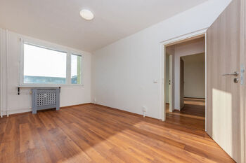 Prodej bytu 3+kk v osobním vlastnictví 62 m², Praha 4 - Chodov