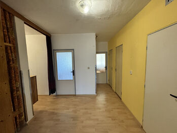 Prodej bytu 3+1 v osobním vlastnictví 74 m², Rožnov pod Radhoštěm