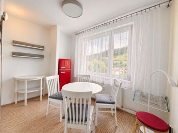 Pronájem bytu 3+1 v osobním vlastnictví 73 m², Karolinka