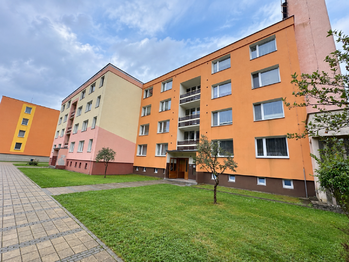 Pronájem bytu 3+1 v osobním vlastnictví 73 m², Karolinka