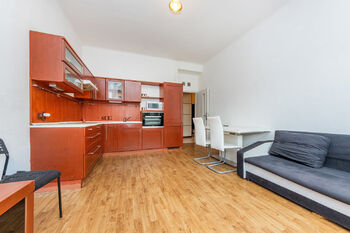 Prodej bytu 2+kk v osobním vlastnictví 45 m², Praha 5 - Košíře