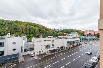 Výhled - Prodej bytu 2+kk v osobním vlastnictví 45 m², Praha 5 - Košíře