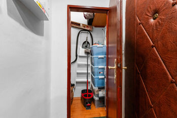 úložný prostor  - Prodej bytu 3+kk v osobním vlastnictví 70 m², Praha 9 - Vysočany