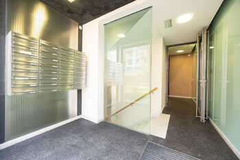Pronájem bytu 2+kk v osobním vlastnictví 73 m², Praha 8 - Karlín