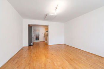 Pronájem bytu 2+kk v osobním vlastnictví 68 m², Praha 6 - Břevnov