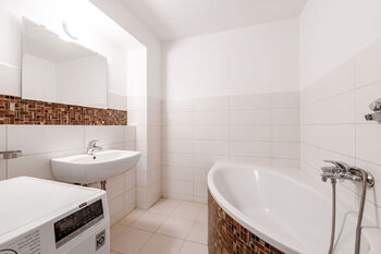 Pronájem bytu 2+kk v osobním vlastnictví 68 m², Praha 6 - Břevnov