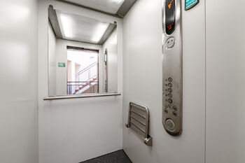 Pronájem bytu 2+kk v osobním vlastnictví 68 m², Praha 6 - Břevnov