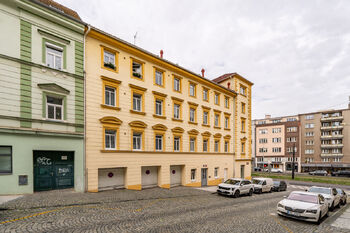 Pronájem bytu 2+kk v osobním vlastnictví 68 m², Praha 6 - Břevnov