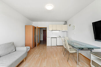 Prodej bytu 1+kk v osobním vlastnictví 32 m², Praha 10 - Záběhlice