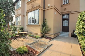 Pronájem domu 200 m², Praha 6 - Střešovice