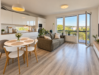 Prodej bytu 2+kk v osobním vlastnictví 57 m², Praha 9 - Hloubětín