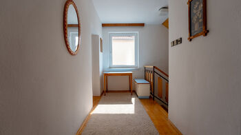 1.patro chodba - Prodej domu 186 m², Prušánky