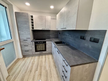 Pronájem bytu 3+1 v osobním vlastnictví 68 m², Pardubice