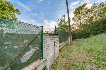 Prodej pozemku 650 m², Vonoklasy