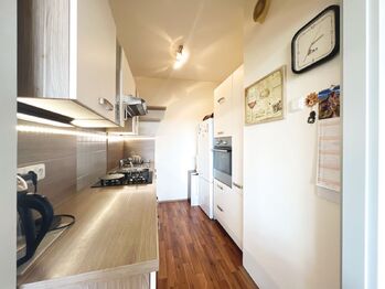 Jedná se o jednu z nejvyhledávanějších dispozic na Chodově – ideální jak pro rodiny, tak pro investory. - Prodej bytu 3+kk v osobním vlastnictví 60 m², Praha 4 - Chodov