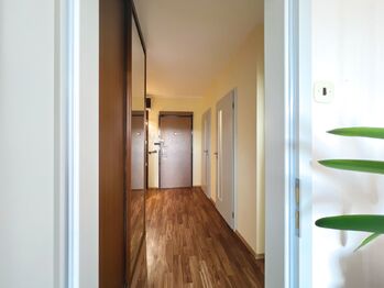 Prodej bytu 3+kk v osobním vlastnictví 60 m², Praha 4 - Chodov