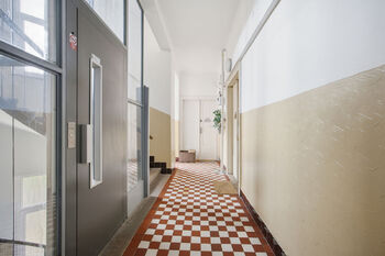 Prodej bytu 1+1 v osobním vlastnictví 59 m², Praha 6 - Bubeneč