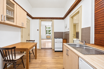 Prodej bytu 1+1 v osobním vlastnictví 59 m², Praha 6 - Bubeneč