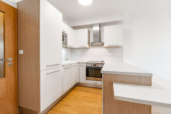 Pronájem bytu 2+kk v osobním vlastnictví 49 m², Praha 10 - Strašnice