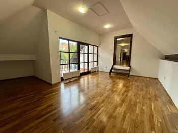 Pronájem bytu 2+kk v osobním vlastnictví 80 m², Příbram