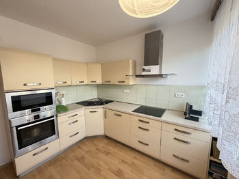 Prodej domu 185 m², Kosmonosy