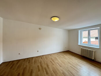 Pronájem bytu 2+1 v osobním vlastnictví 48 m², Krabčice