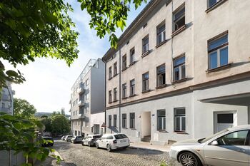 Pronájem skladovacích prostor, Praha 4 - Podolí