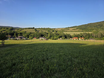 Prodej pozemku 4223 m², Javorník