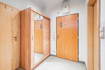 Prodej bytu 2+kk v osobním vlastnictví 52 m², Praha 9 - Střížkov