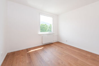 Pronájem bytu 3+1 v osobním vlastnictví 63 m², Hejnice